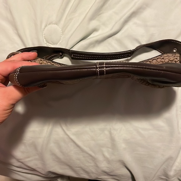 Coach Tiny Signature Bag - Picture 4 of 7